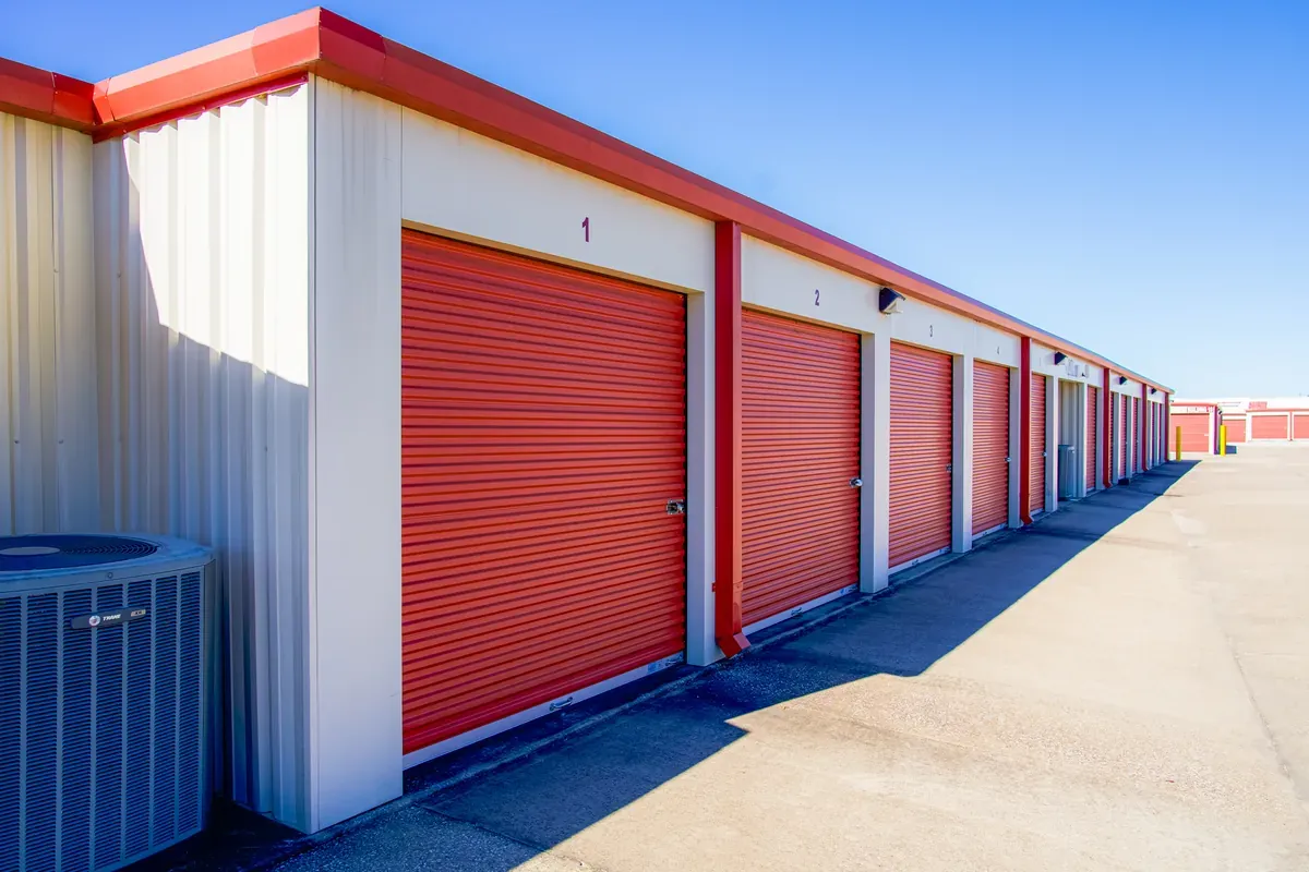 Three Springs Storage Drive Up Access Units